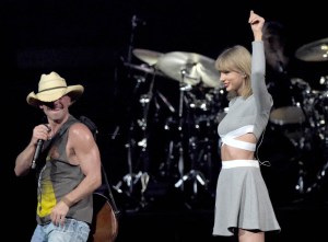 Kenny Chesney Kicks Off "The Big Revival" Tour