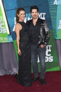 jt-hodges-kasey-hodges-cmt-awards-2015