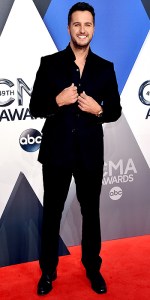 NASHVILLE, TN - NOVEMBER 04: Recording artist Luke Bryan attends the 49th annual CMA Awards at the Bridgestone Arena on November 4, 2015 in Nashville, Tennessee. (Photo by John Shearer/WireImage)