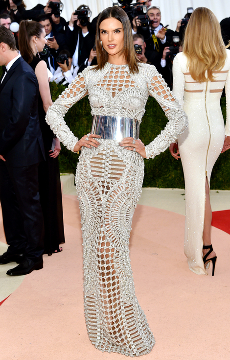 The Metropolitan Museum of Art's COSTUME INSTITUTE Benefit Celebrating the Opening of Manus x Machina: Fashion in an Age of Technology, Arrivals, The Metropolitan Museum of Art, NYC, New York, America - 02 May 2016