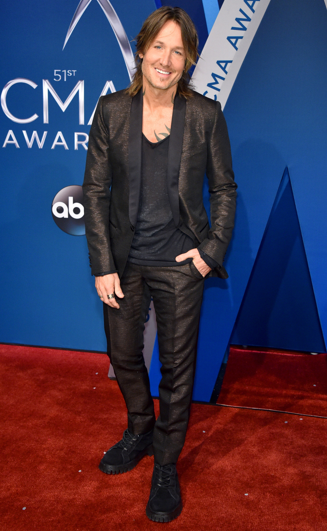 The 51st Annual CMA Awards - Arrivals